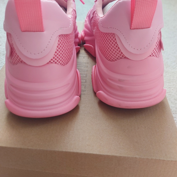 Steve Madden Pink Obsession Women's Sneakers - Picture 4 of 6